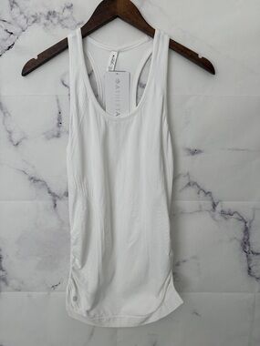 Athleta White speed light seamless tank size small